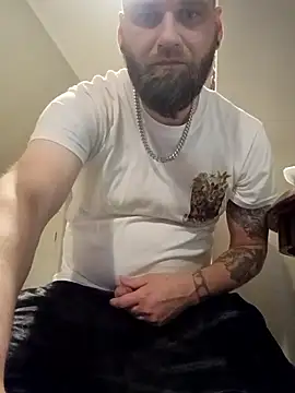 Snapshot of Dj8717 chatting on June 2026 05:00:01 AM Dj8717 online show from June 2026 05:00:01 AM