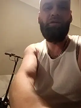 Snapshot of Dj8717 chatting on July 2026 05:21:02 AM Dj8717 online show from July 2026 05:21:02 AM