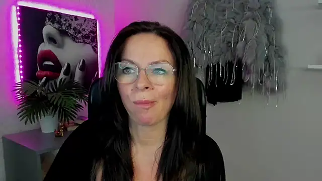 HelenLuxx online show from March 2025 10:16:02 AM