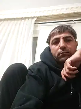 Snapshot of Muratcanik44 chatting on February 2026 10:33:01 PM Muratcanik44 online show from February 2026 10:33:01 PM