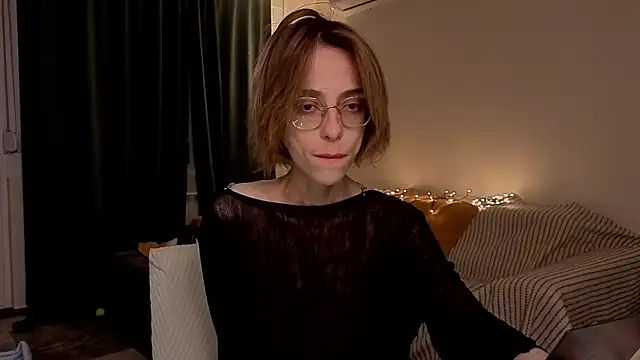 amber quell here online show from March 2026 05:43:01 PM