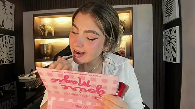 SamantaBone online show from January 2025 12:30:01 AM