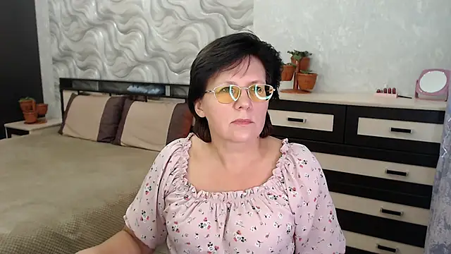 VitaCharm online show from December 2024 08:40:02 PM