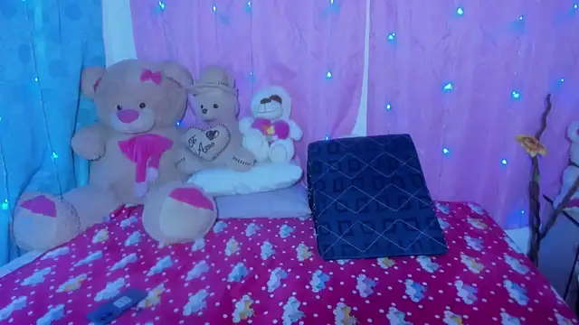 Dana Jeins online show from December 2025 01:09:02 PM