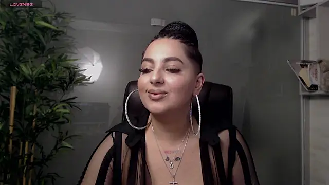 BustyAllyy online show from March 2025 08:42:02 PM