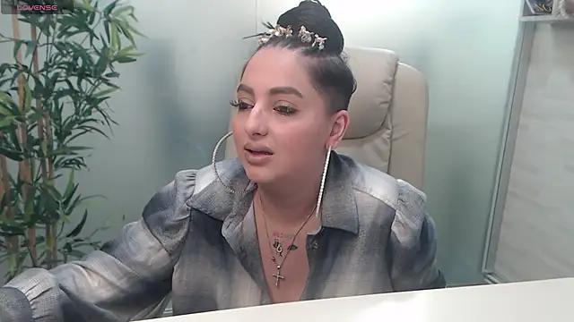 BustyAllyy online show from March 2025 06:54:02 PM