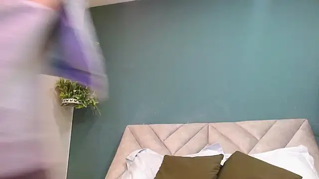 SharisWillian online show from November 2025 03:50:01 AM