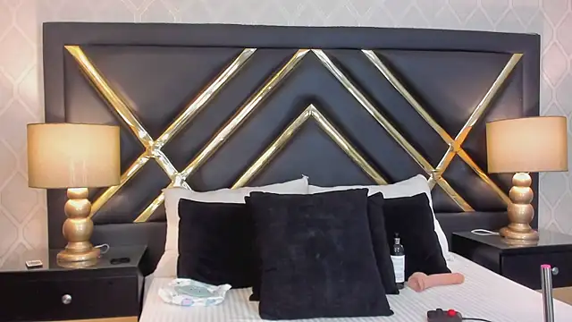 MiaSweeths online show from January 2025 11:58:02 AM