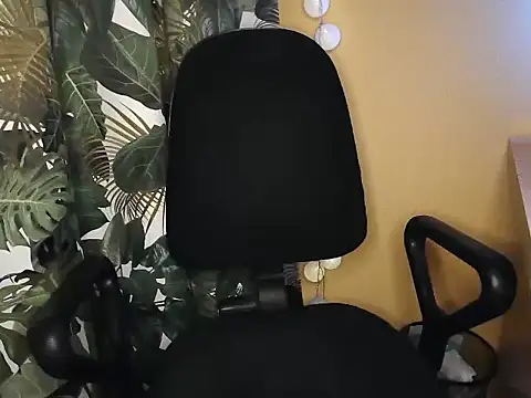 Snapshot of etat_onn chatting on October 2025 10:29:02 PM etat onn online show from October 2025 10:29:02 PM