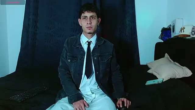 Bastiaan 28 online show from November 2025 03:05:01 AM