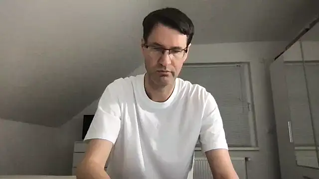 zxzx cam1 online show from February 2025 04:33:01 PM