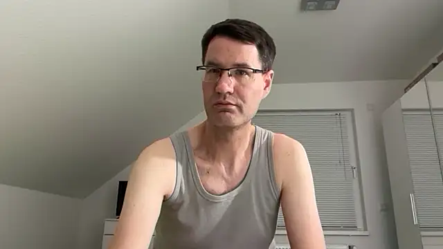 zxzx cam1 online show from February 2026 10:57:01 PM