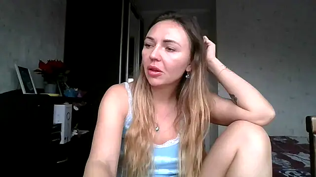 Snapshot of AngelinaLove28 chatting on December 2025 07:24:01 AM AngelinaLove28 online show from December 2025 07:24:01 AM