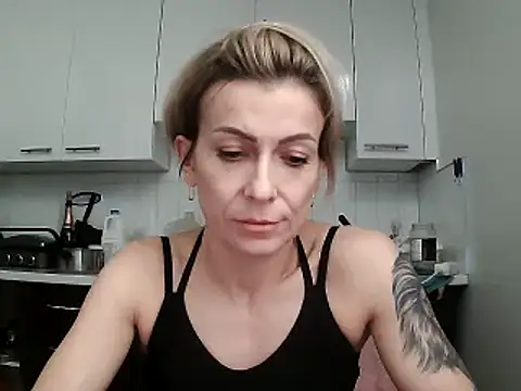 Snapshot of anechka1 chatting on December 2024 09:28:01 PM anechka1 online show from December 2024 09:28:01 PM