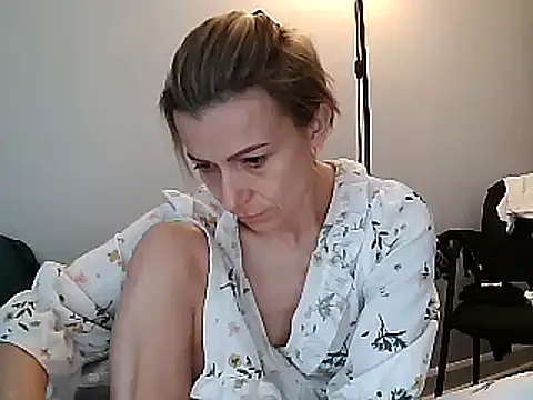 Snapshot of anechka1 chatting on December 2024 01:44:02 PM anechka1 online show from December 2024 01:44:02 PM