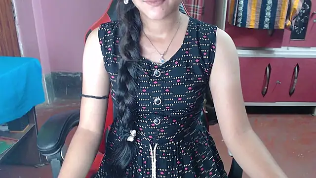 Snapshot of Angel_Alison_ chatting on April 2026 11:01:02 AM Angel Alison online show from April 2026 11:01:02 AM