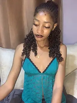 Snapshot of GoddessVee chatting on December 2024 11:07:01 PM GoddessVee online show from December 2024 11:07:01 PM