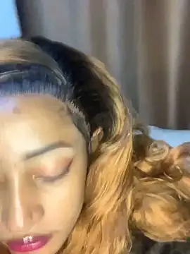 Snapshot of GoddessVee chatting on December 2024 08:26:02 PM GoddessVee online show from December 2024 08:26:02 PM