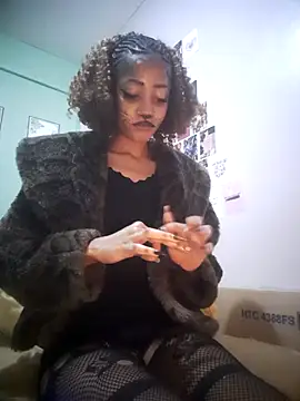 Snapshot of GoddessVee chatting on October 2025 01:39:01 AM GoddessVee online show from October 2025 01:39:01 AM