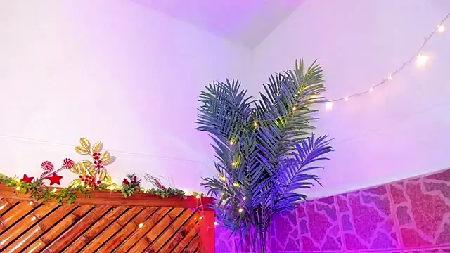 kimberly Gonzalez1 online show from December 2024 06:43:01 AM