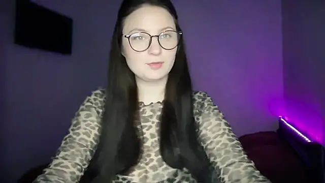 LocaAlis online show from November 2025 01:10:01 PM