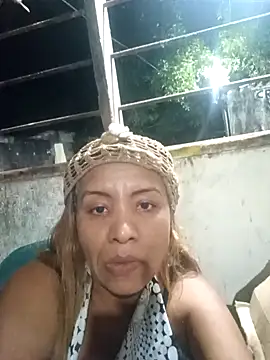 Snapshot of Surreyaa chatting on December 2024 11:49:01 PM Surreyaa online show from December 2024 11:49:01 PM