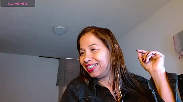 CaroMasha online show from April 2026 10:46:02 PM