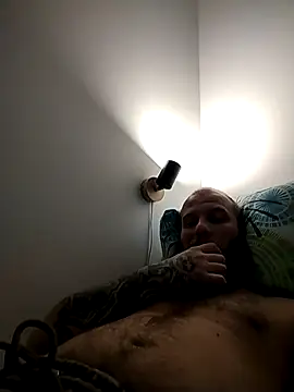 Snapshot of AbukLoko chatting on March 2025 08:35:02 PM AbukLoko online show from March 2025 08:35:02 PM