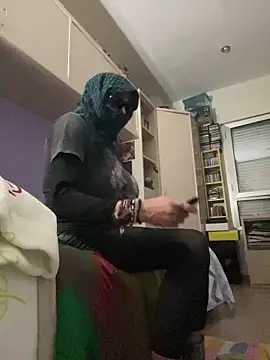 Snapshot of Kamaleonix chatting on January 2025 08:54:01 PM Kamaleonix online show from January 2025 08:54:01 PM