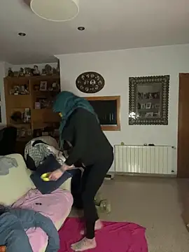 Snapshot of Kamaleonix chatting on March 2025 10:48:02 PM Kamaleonix online show from March 2025 10:48:02 PM