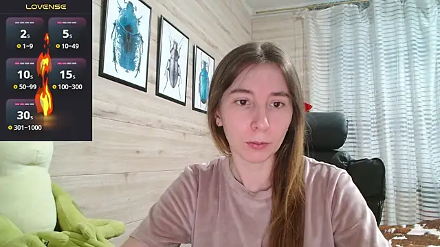 Wowpornoo online show from April 2026 04:45:01 PM