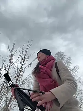 MooonReal online show from March 2025 06:25:02 AM