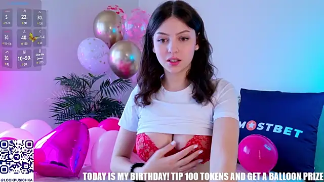 Snapshot of pusichka chatting on December 2024 10:18:02 AM pusichka online show from December 2024 10:18:02 AM