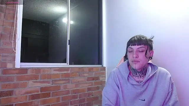 charlotbelucci  online show from November 2025 06:55:01 AM