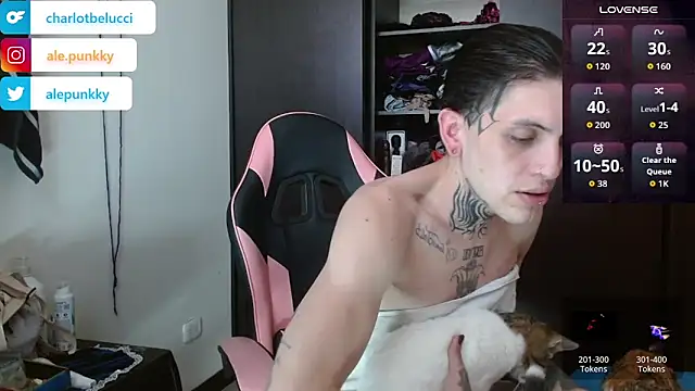 charlotbelucci  online show from December 2025 08:28:02 PM