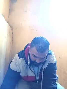 Snapshot of ListedLoin chatting on January 2025 06:12:01 AM ListedLoin online show from January 2025 06:12:01 AM