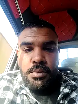 Snapshot of ListedLoin chatting on January 2025 01:57:02 PM ListedLoin online show from January 2025 01:57:02 PM