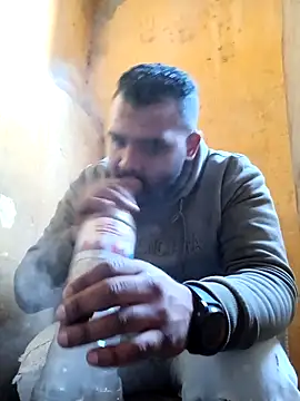 Snapshot of ListedLoin chatting on January 2025 02:30:02 PM ListedLoin online show from January 2025 02:30:02 PM