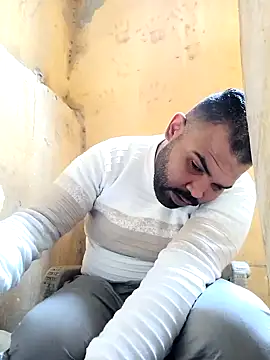 Snapshot of ListedLoin chatting on January 2025 08:04:01 AM ListedLoin online show from January 2025 08:04:01 AM