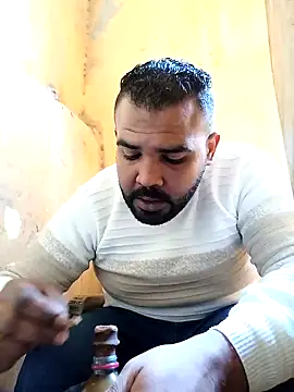 Snapshot of ListedLoin chatting on January 2025 08:32:02 AM ListedLoin online show from January 2025 08:32:02 AM