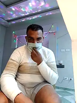 Snapshot of ListedLoin chatting on March 2025 01:34:02 PM ListedLoin online show from March 2025 01:34:02 PM