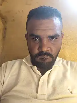 Snapshot of ListedLoin chatting on October 2025 10:00:02 AM ListedLoin online show from October 2025 10:00:02 AM