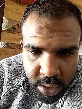 ListedLoin online show from December 2025 10:22:02 AM