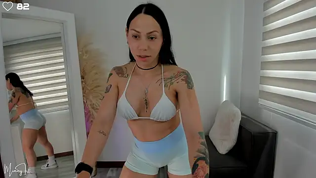 Snapshot of mimmyfit1 chatting on February 2025 08:04:02 PM mimmyfit1 online show from February 2025 08:04:02 PM