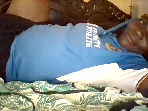 missarpie online show from April 2026 12:02:01 PM