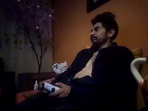Angel Coronel online show from January 2025 08:09:02 AM