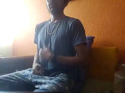 Angel Coronel online show from January 2025 03:50:01 PM
