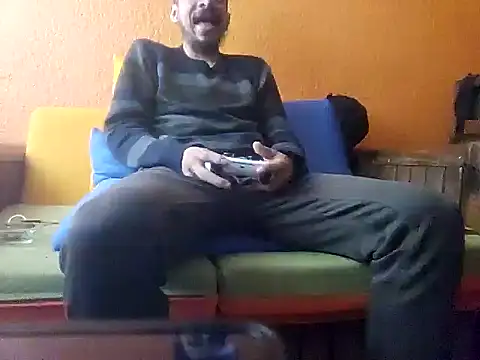 Angel Coronel online show from February 2025 04:46:01 PM