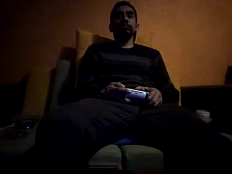 Angel Coronel online show from February 2025 01:10:01 AM