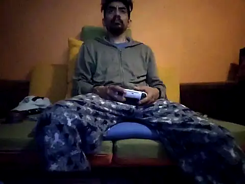 Angel Coronel online show from February 2025 03:39:02 AM